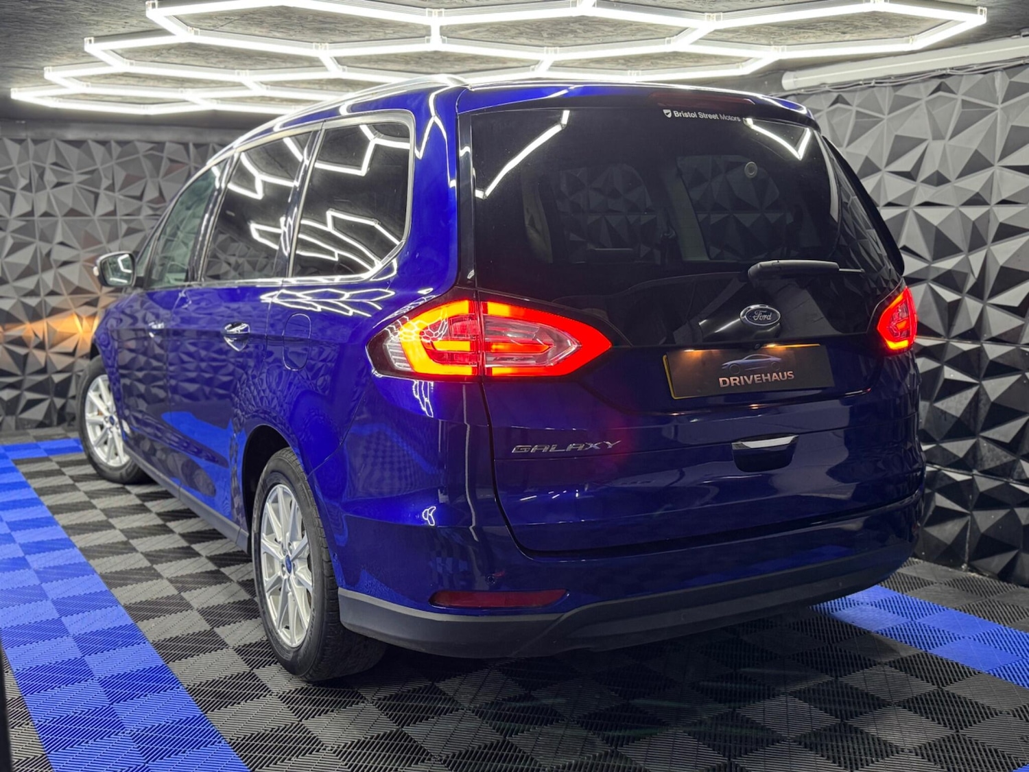 Used Ford Galaxy 2017 for sale - 76200662: Photo 13