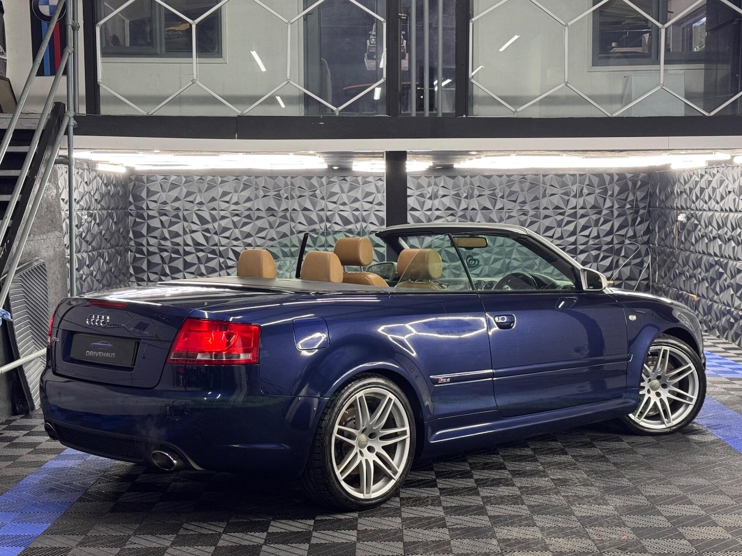 Used Audi RS4 2006 for sale - 77291960: Photo 11