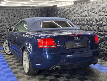 Used Audi RS4 2006 for sale - 77291960: Photo
