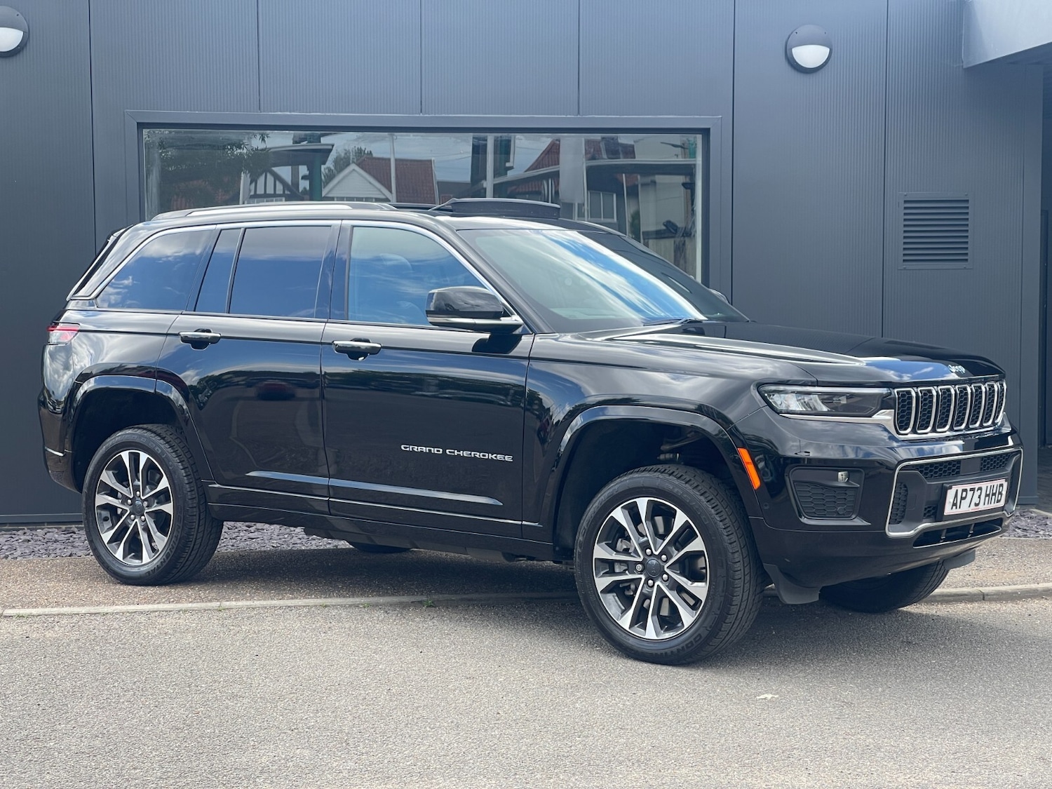 Used Jeep Grand Cherokee 2024 for sale - 76868910: Photo 10