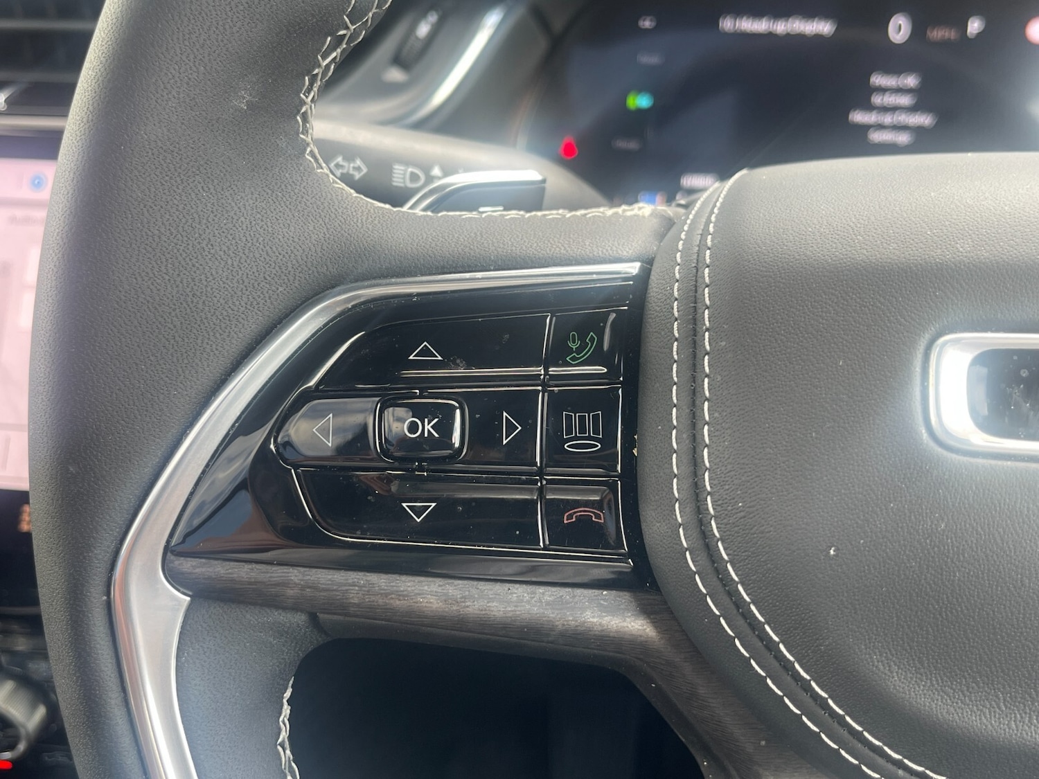 Used Jeep Grand Cherokee 2024 for sale - 76868910: Photo 25