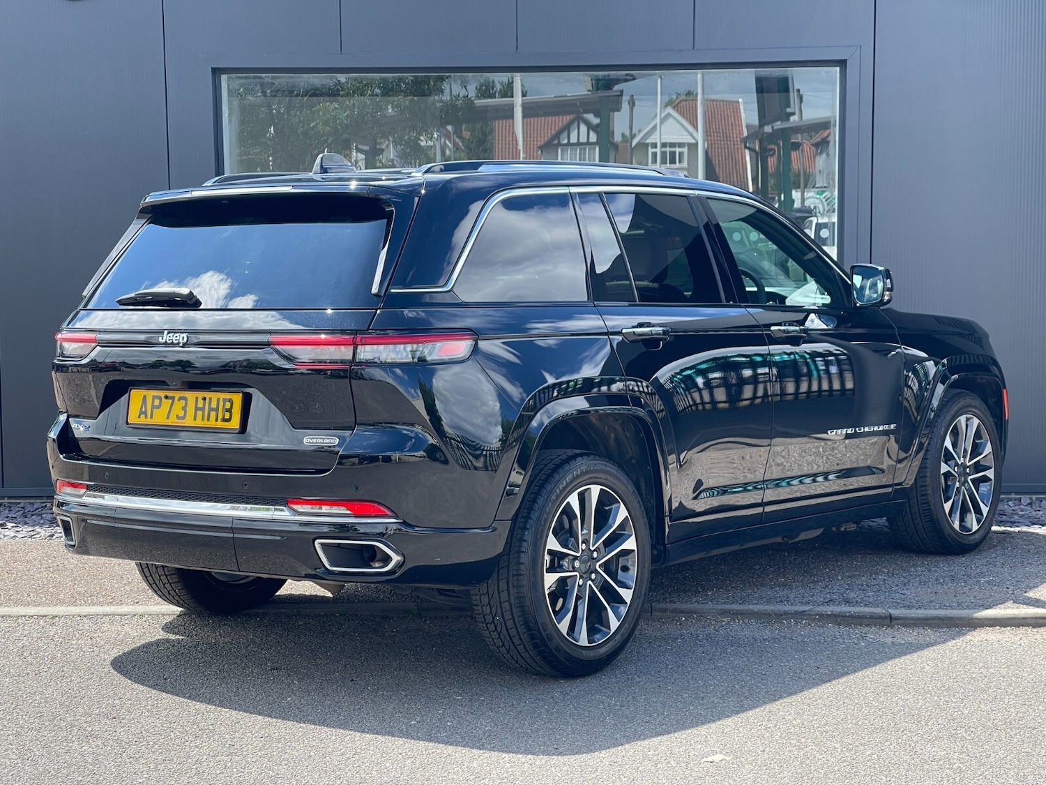 Used Jeep Grand Cherokee 2024 for sale - 76868910: Photo 3