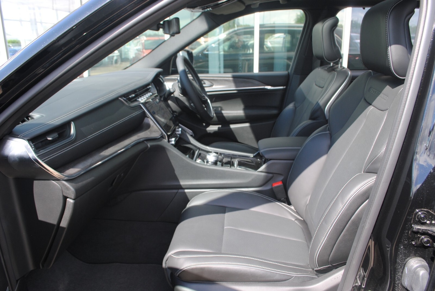 Used Jeep Grand Cherokee 2023 for sale - 76868859: Photo 39