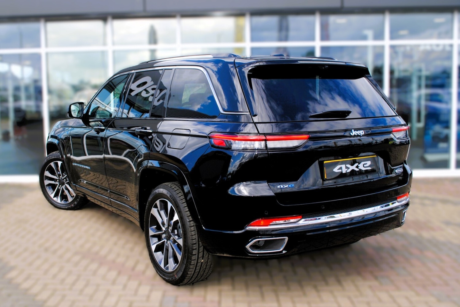 Used Jeep Grand Cherokee 2023 for sale - 76868859: Photo 5