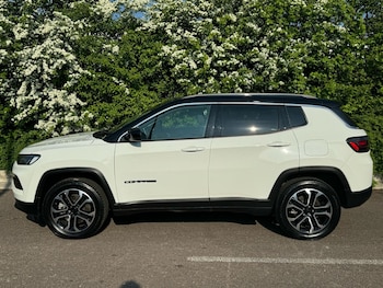 Used Jeep Compass 2024 for sale - 75354703: Photo