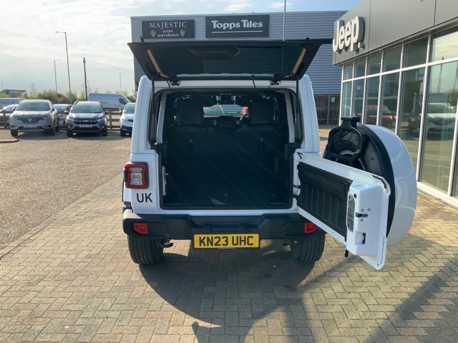 Used Jeep Wrangler 2023 for sale - 76868333: Photo 21