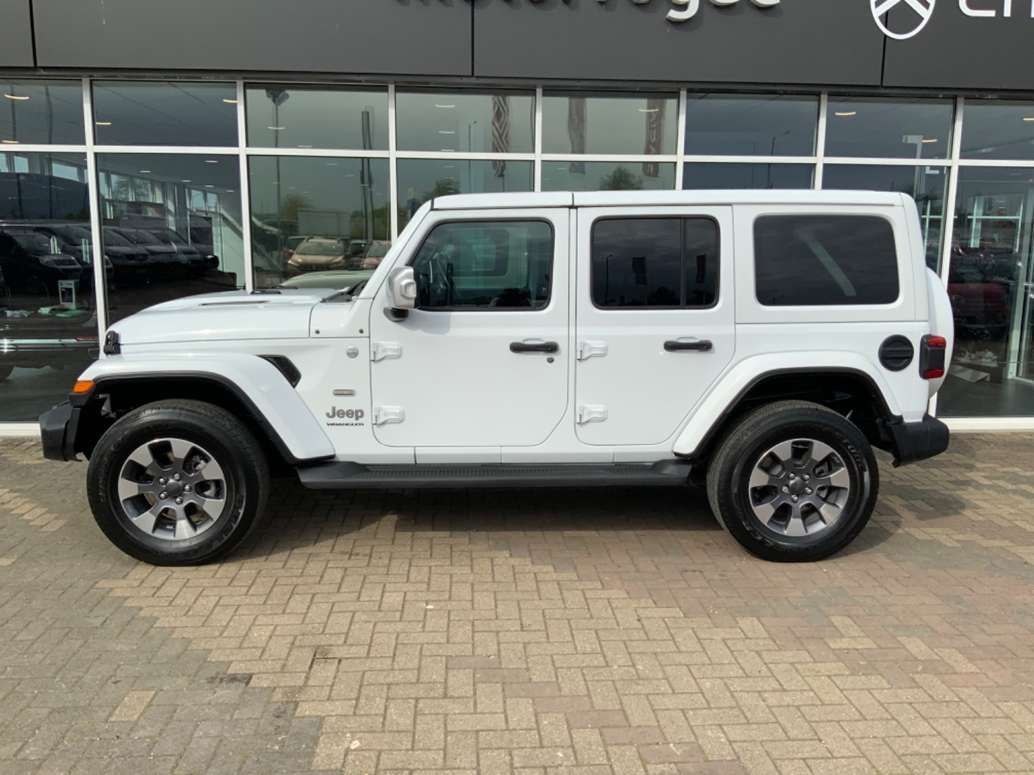 Used Jeep Wrangler 2023 for sale - 76868333: Photo 4