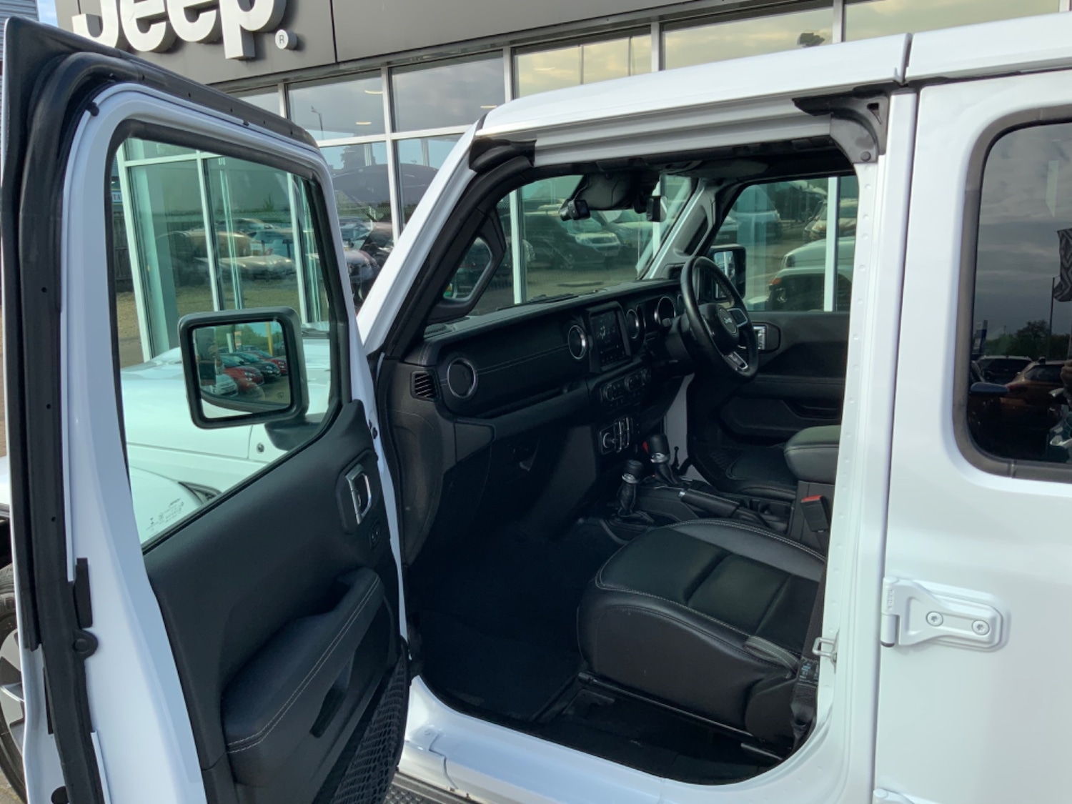 Used Jeep Wrangler 2023 for sale - 76868333: Photo 76