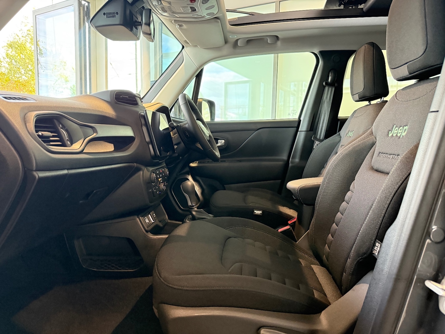 Used Jeep Renegade 2025 for sale - 76868495: Photo 10