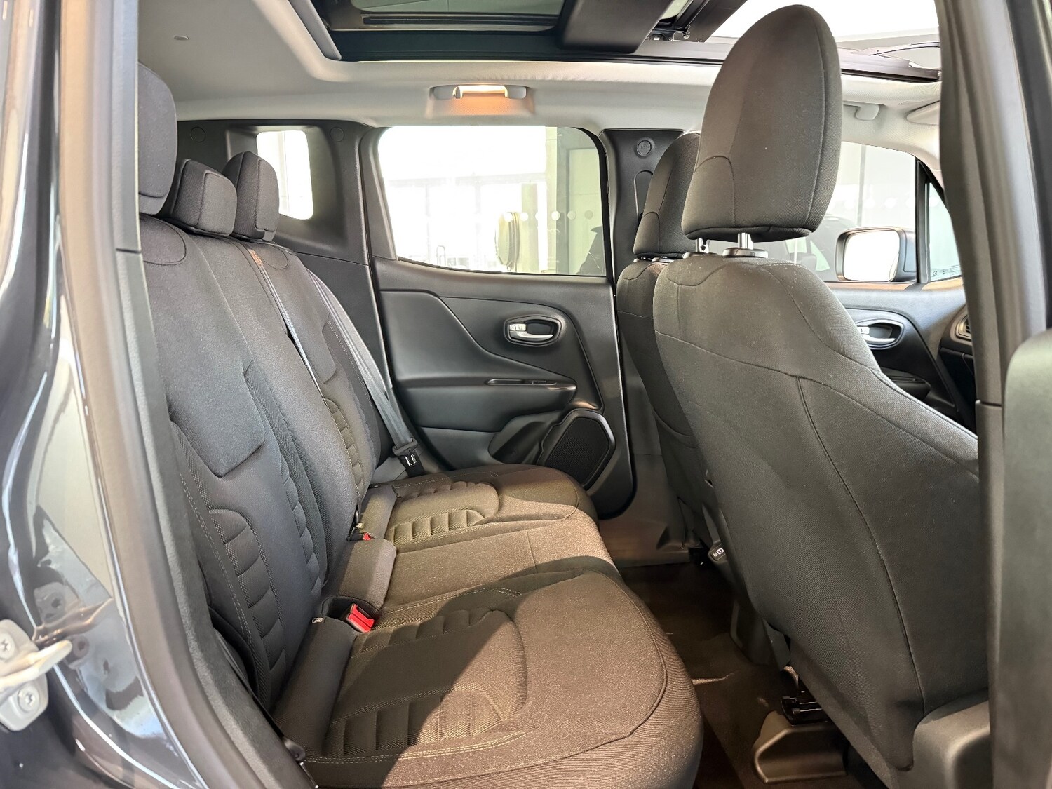 Used Jeep Renegade 2025 for sale - 76868495: Photo 13