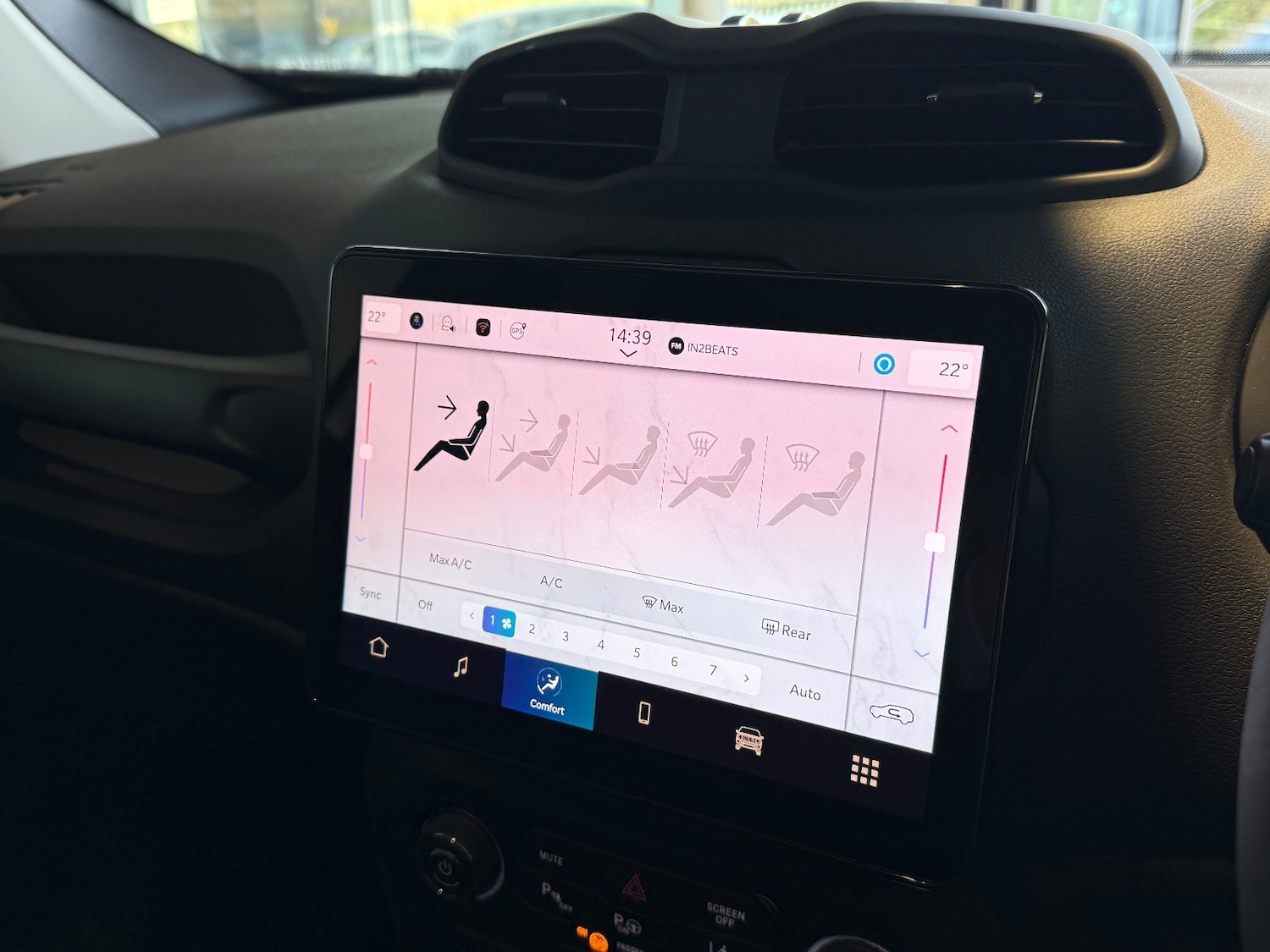 Used Jeep Renegade 2025 for sale - 76868495: Photo 19