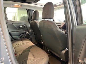 Used Jeep Renegade 2025 for sale - 76868495: Photo