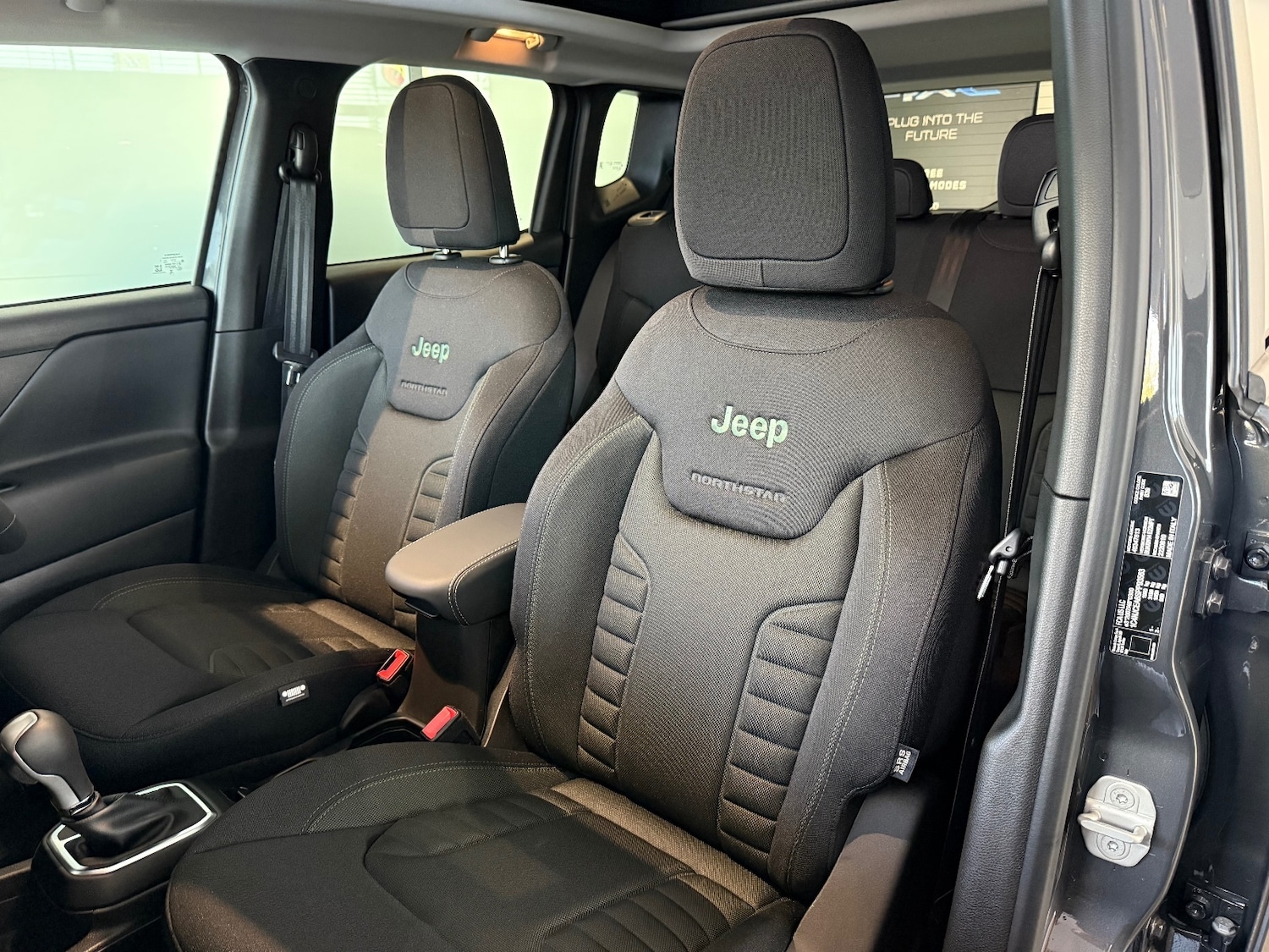 Used Jeep Renegade 2025 for sale - 76868495: Photo 9