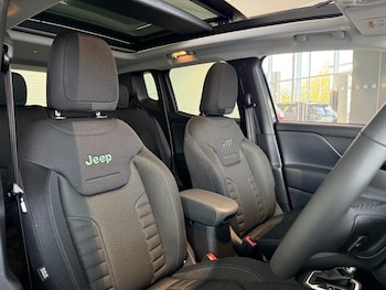 Used Jeep Renegade 2025 for sale - 76229299: Photo