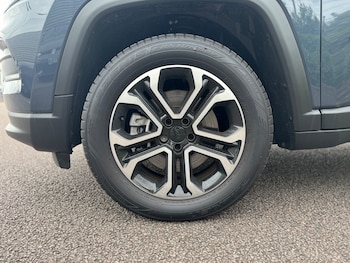 Used Jeep Compass 2023 for sale - 77526109: Photo