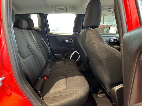 Used Jeep Renegade 2018 for sale - 76154941: Photo 6