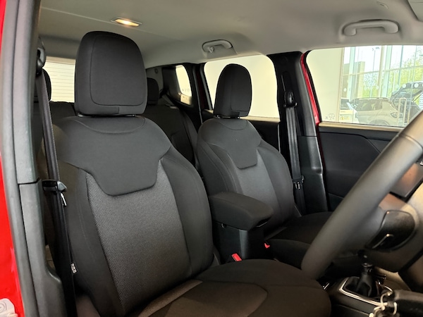Used Jeep Renegade 2018 for sale - 76154941: Photo 8