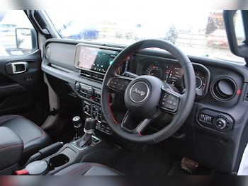 Used Jeep Wrangler 2024 for sale - 76567913: Photo