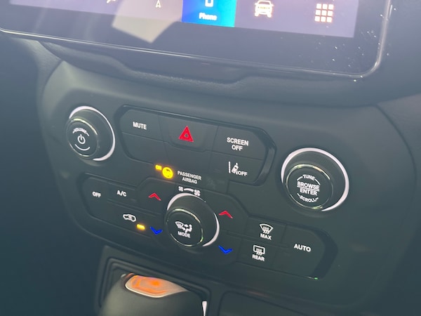 Used Jeep Renegade 2025 for sale - 76328264: Photo 25
