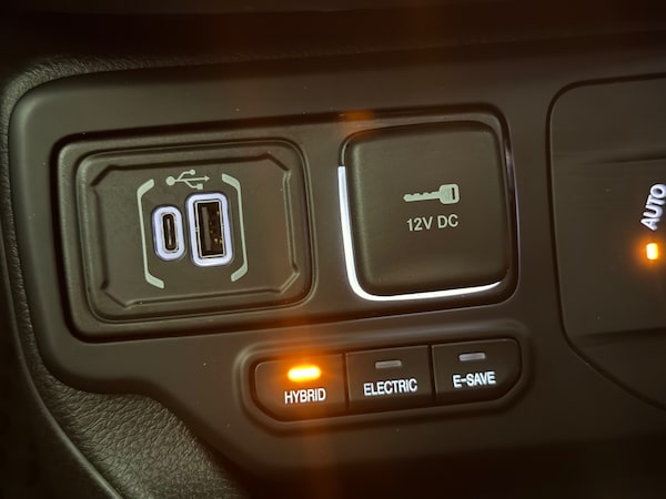 Used Jeep Renegade 2025 for sale - 76328264: Photo 41