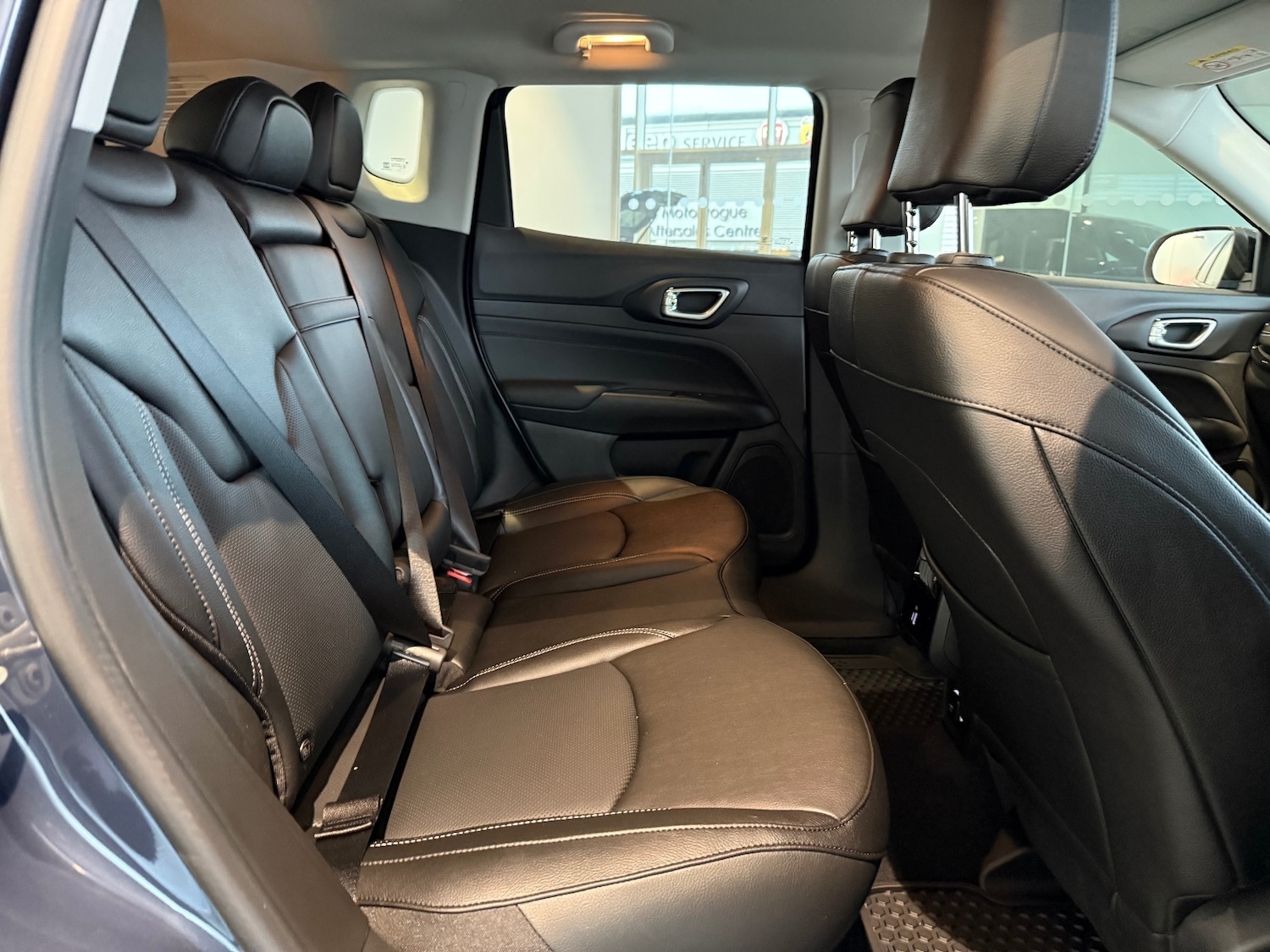 Used Jeep Compass 2024 for sale - 76868840: Photo 11