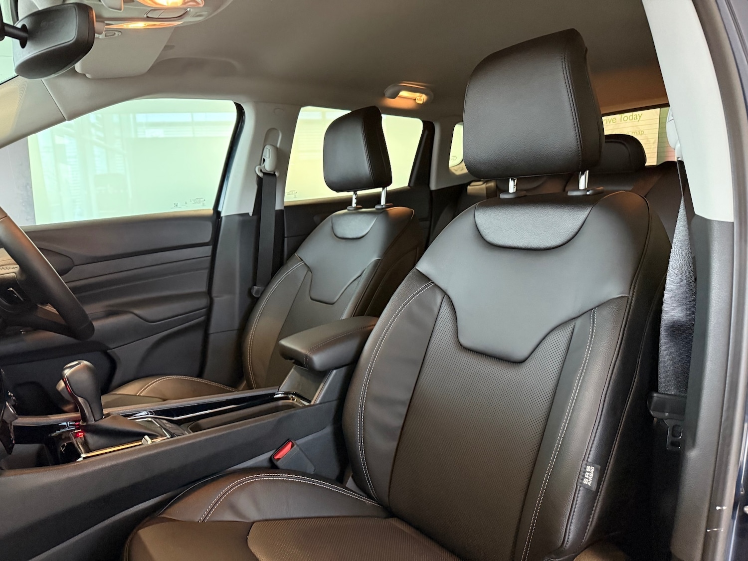 Used Jeep Compass 2024 for sale - 76868840: Photo 18