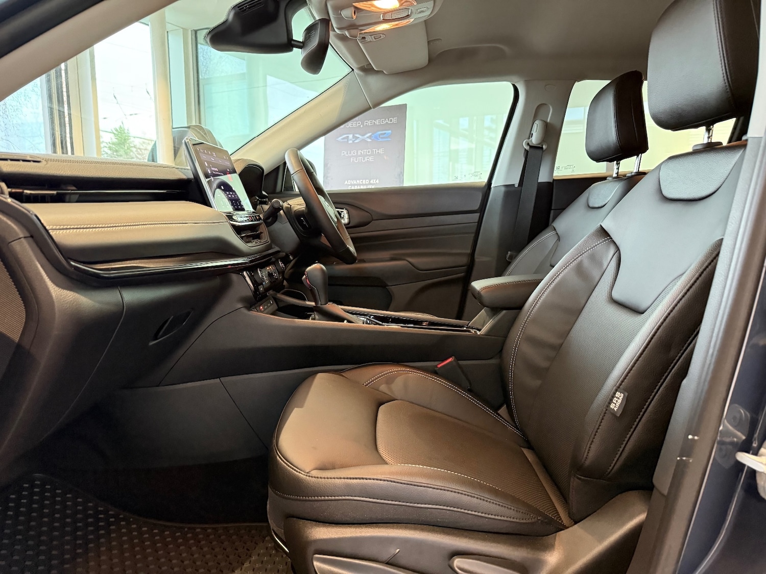 Used Jeep Compass 2024 for sale - 76868840: Photo 19