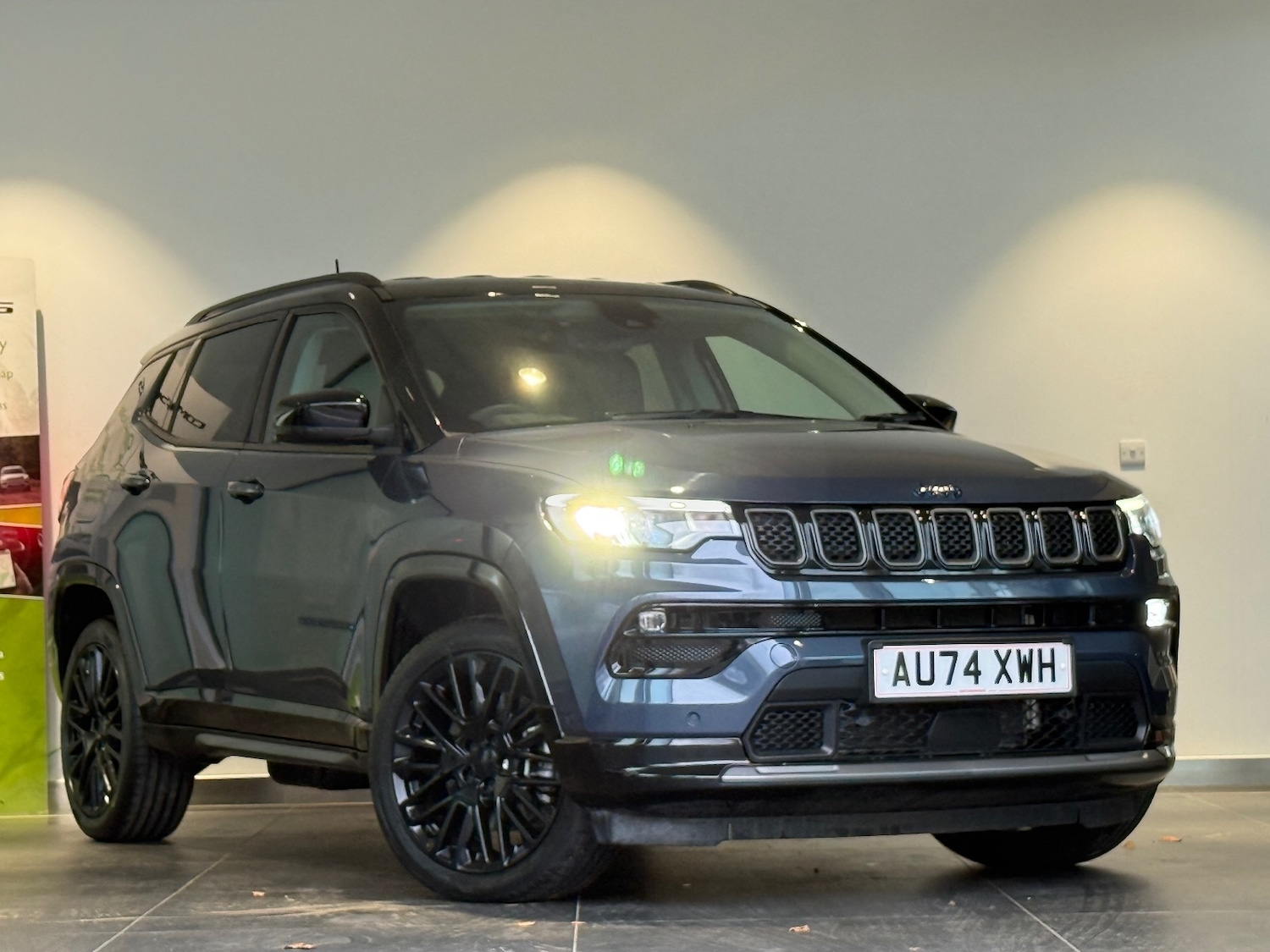 Used Jeep Compass 2024 for sale - 76868840: Photo 2