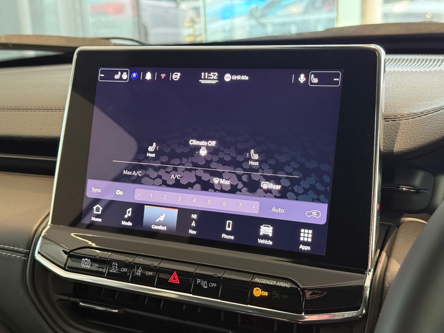 Used Jeep Compass 2024 for sale - 76868840: Photo 34