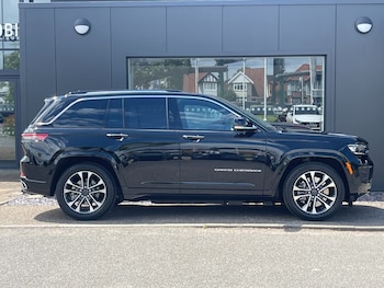 Used Jeep Grand Cherokee 2024 for sale - 75354676: Photo