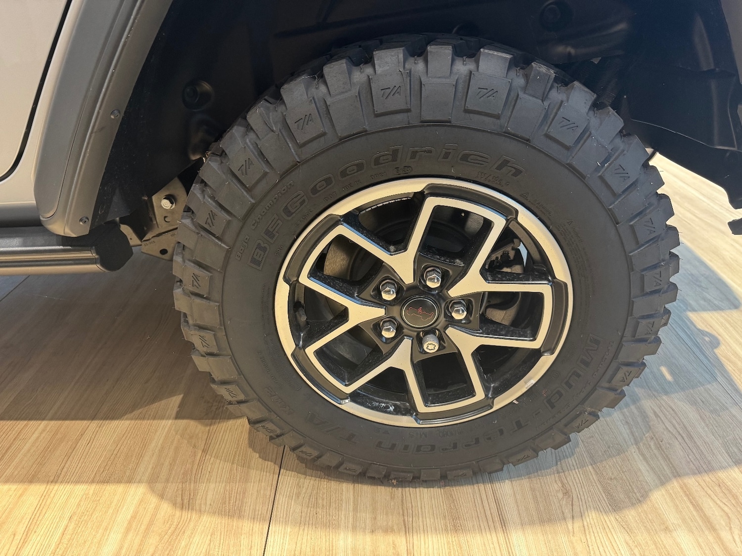 Used Jeep Wrangler 2024 for sale - 76868858: Photo 11