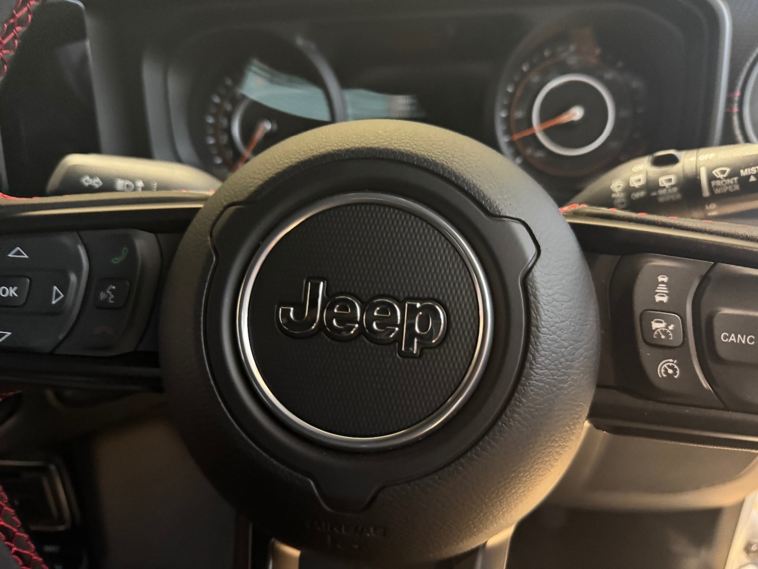 Used Jeep Wrangler 2024 for sale - 76868858: Photo 40