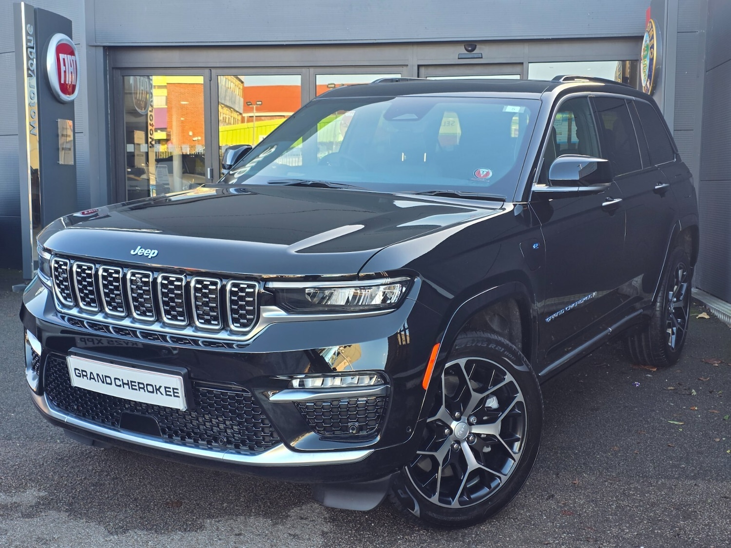 Used Jeep Grand Cherokee 2025 for sale - 77133927: Photo 4