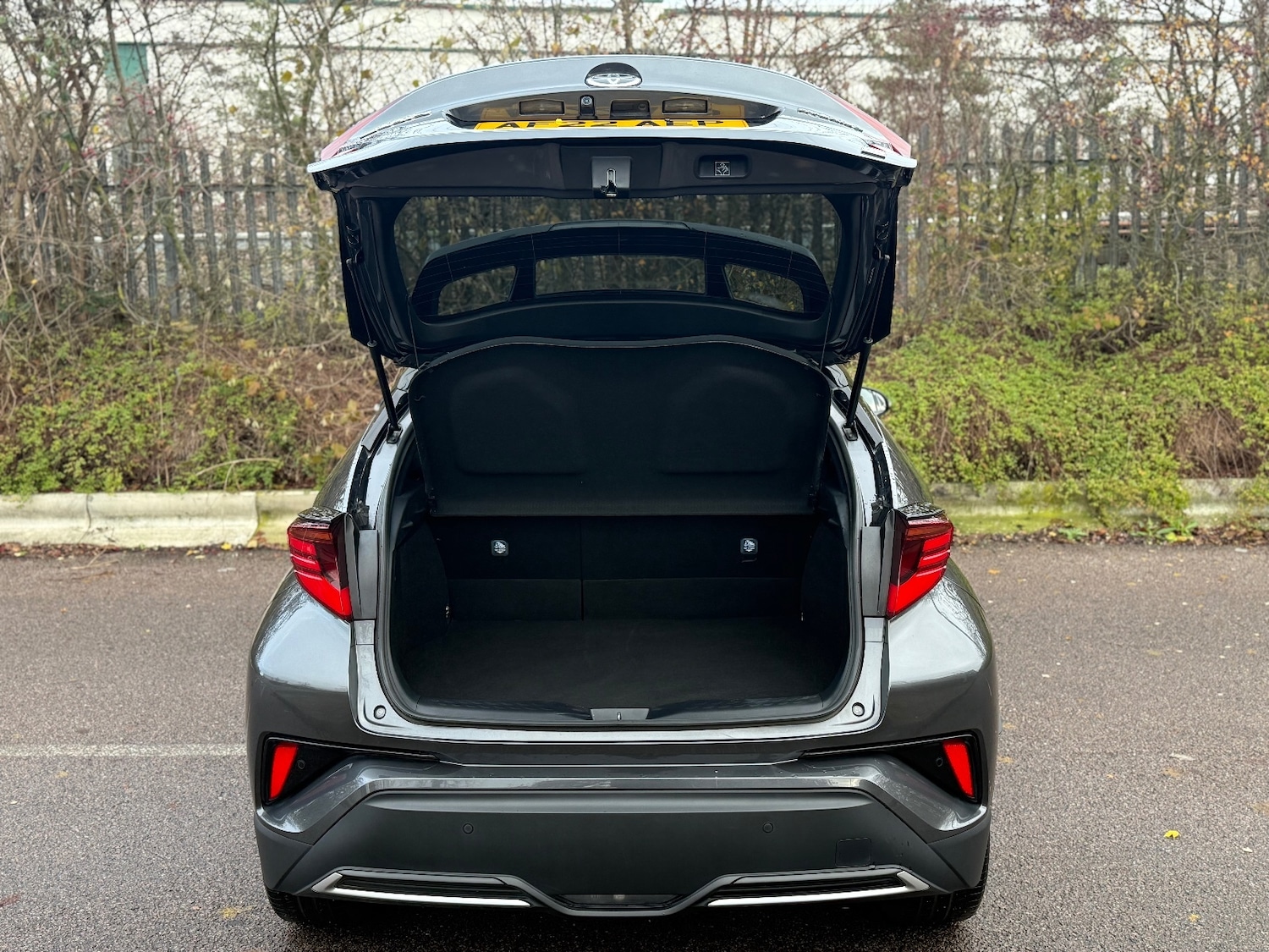 Used Toyota C-HR 2022 for sale - 76873340: Photo 17