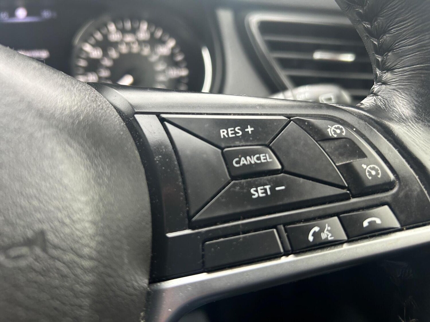 Used Nissan X-Trail 2019 for sale - 77802377: Photo 40