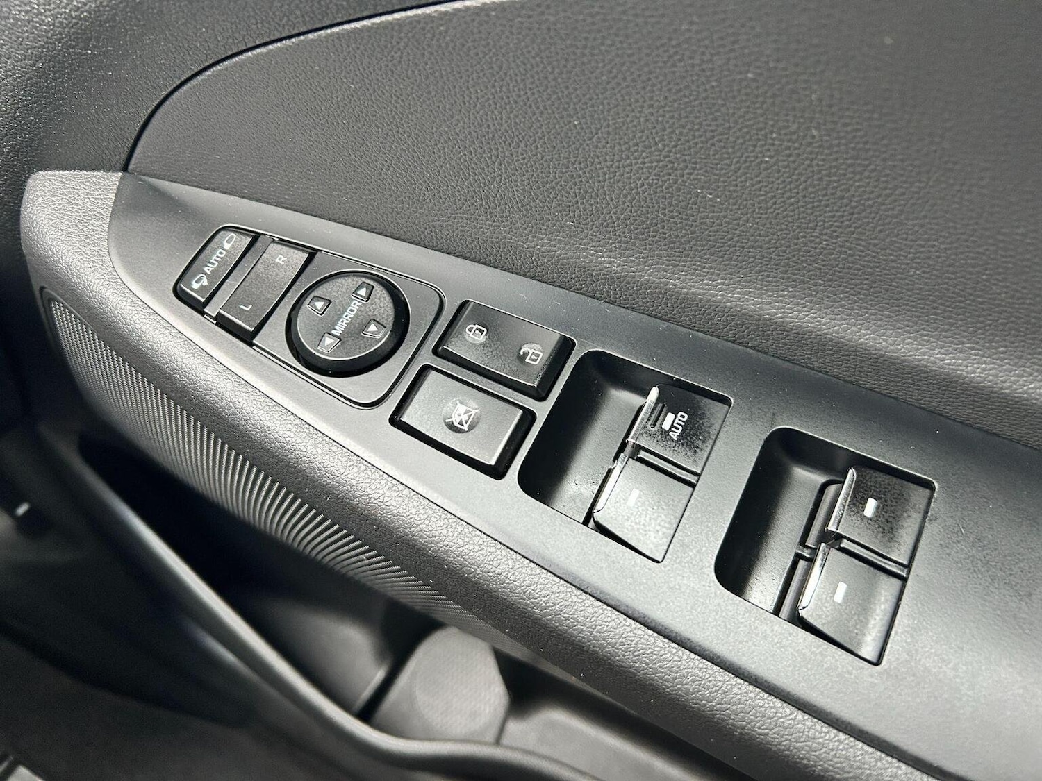 Used Hyundai TUCSON 2015 for sale - 77802381: Photo 46