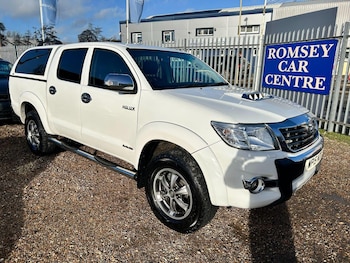 Used Toyota Hilux 2015 for sale - 77937894: Photo