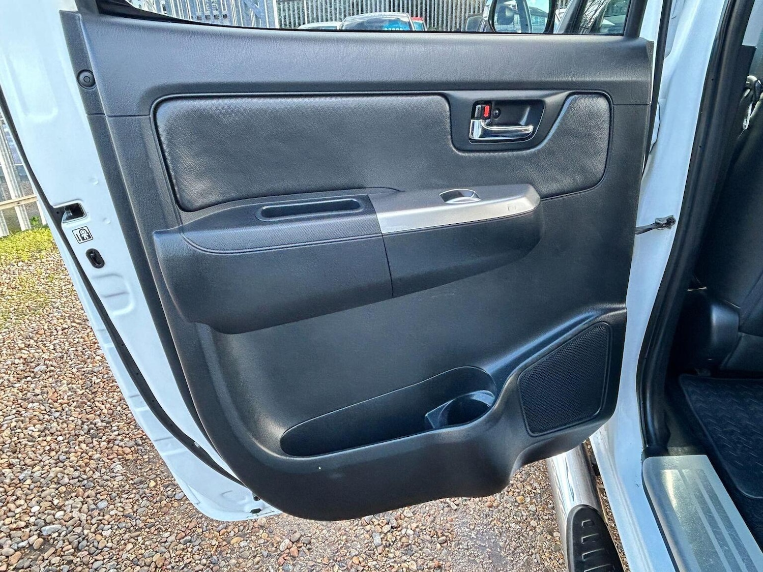 Used Toyota Hilux 2015 for sale - 77937894: Photo 28