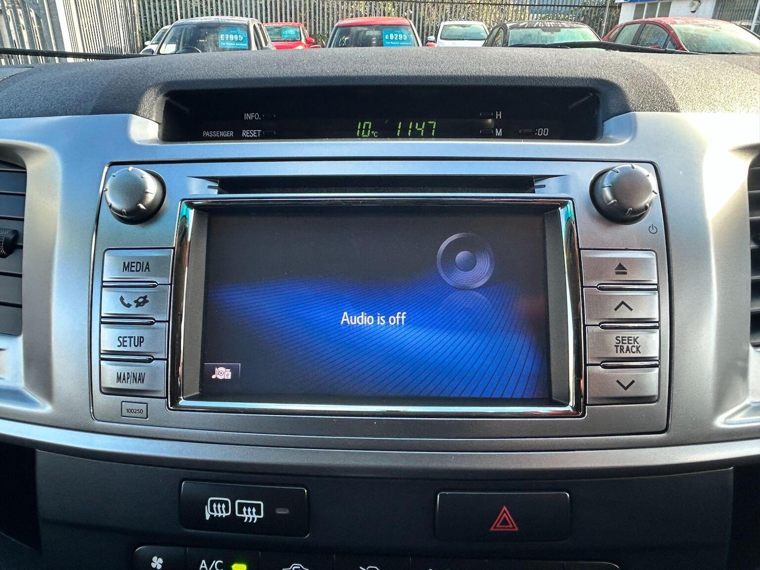 Used Toyota Hilux 2015 for sale - 77937894: Photo 34