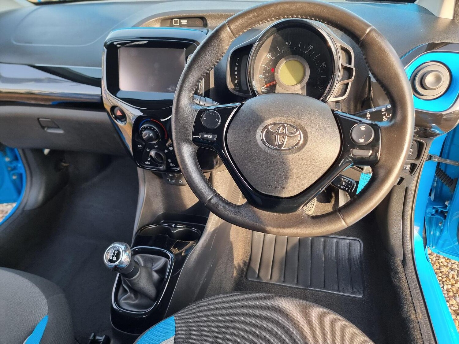 Used Toyota AYGO 2016 for sale - 77973744: Photo 15