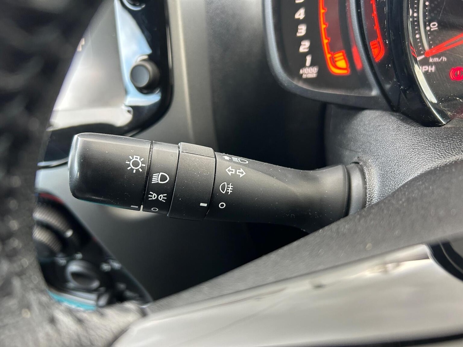 Used Toyota AYGO 2019 for sale - 77802361: Photo 41