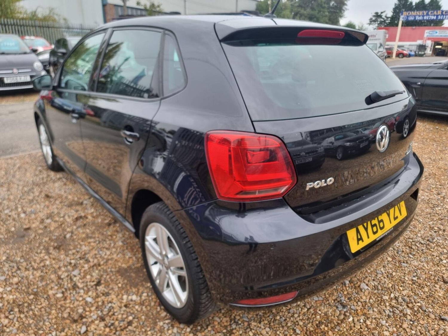 Used Volkswagen Polo 2016 for sale - 77802373: Photo 12