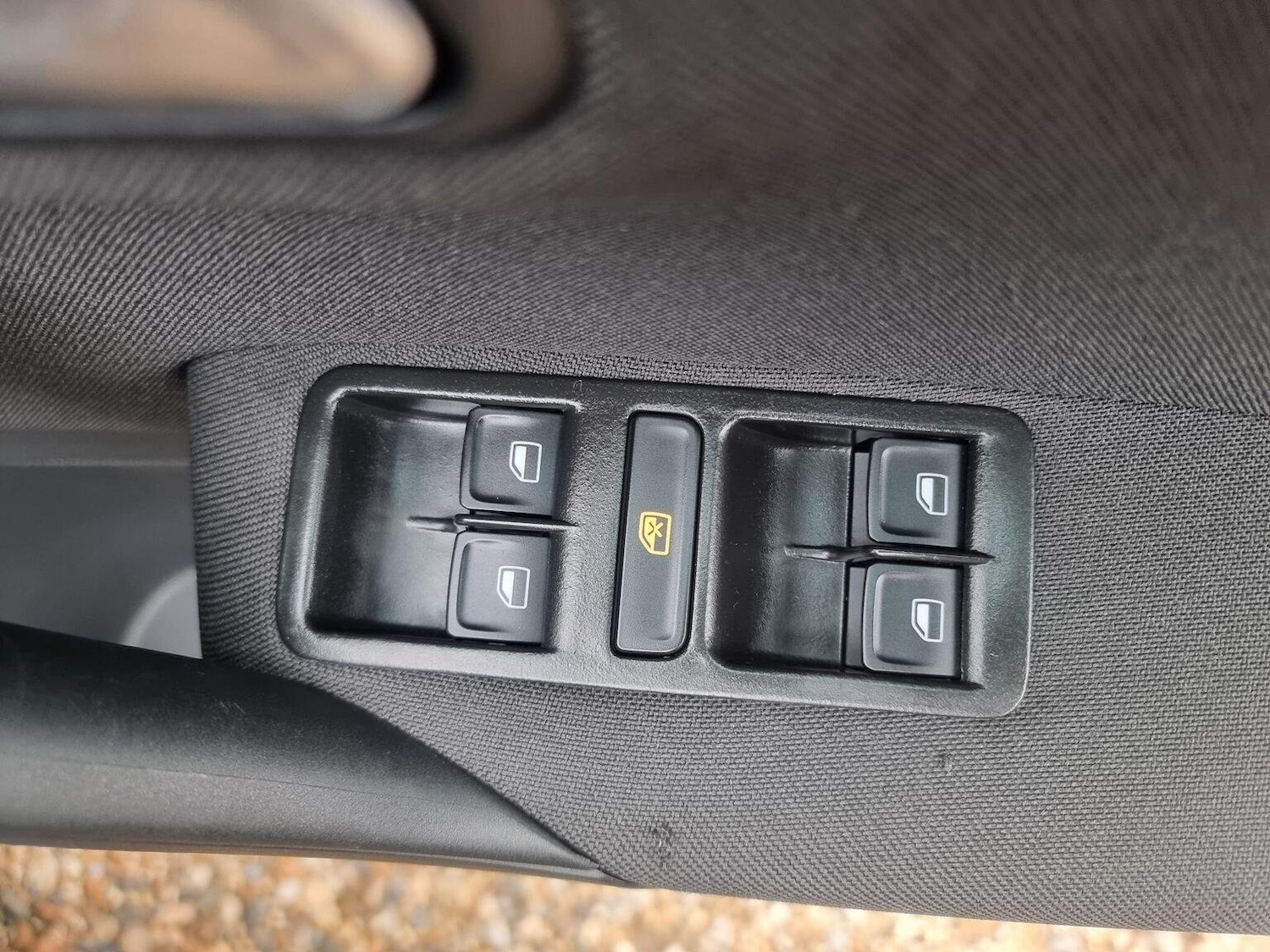 Used Volkswagen Polo 2016 for sale - 77802373: Photo 25