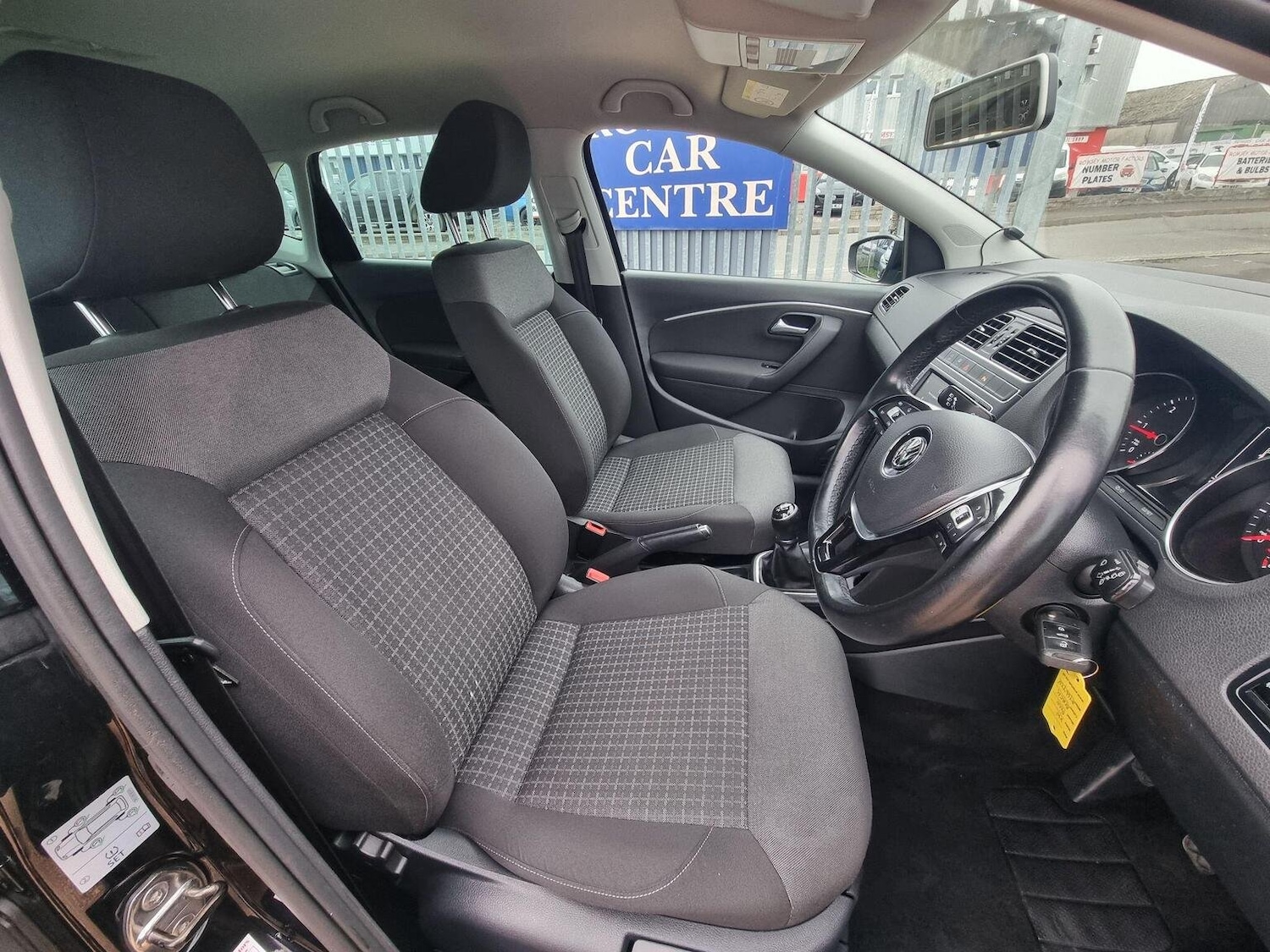 Used Volkswagen Polo 2016 for sale - 77802373: Photo 26