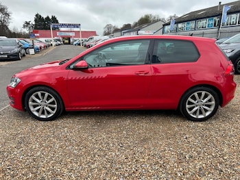 Used Volkswagen Golf 2015 for sale - 77836952: Photo