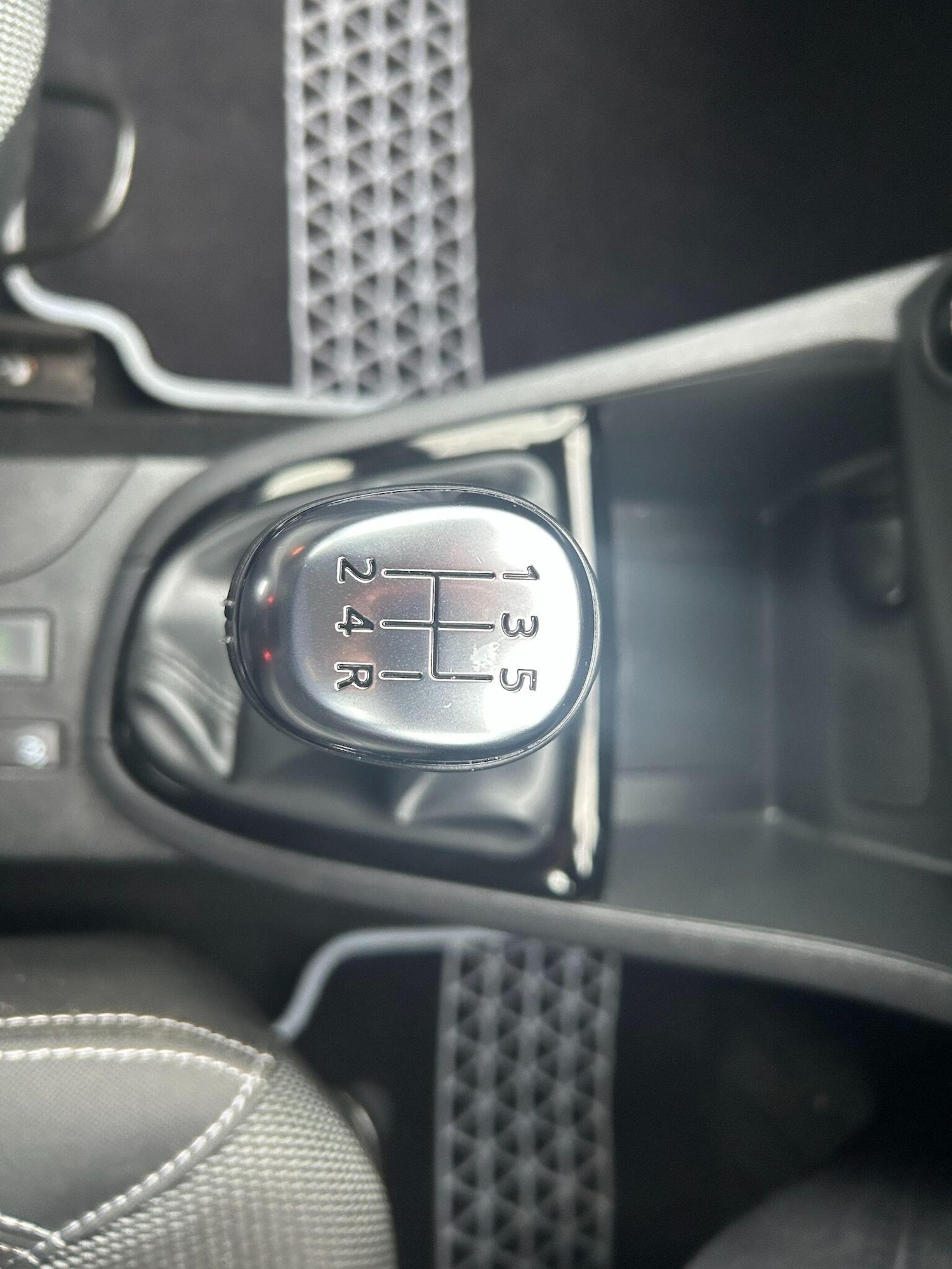 Used Renault Clio 2017 for sale - 77802360: Photo 25