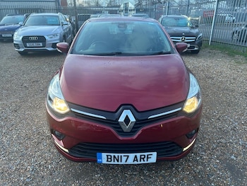Used Renault Clio 2017 for sale - 77802360: Photo