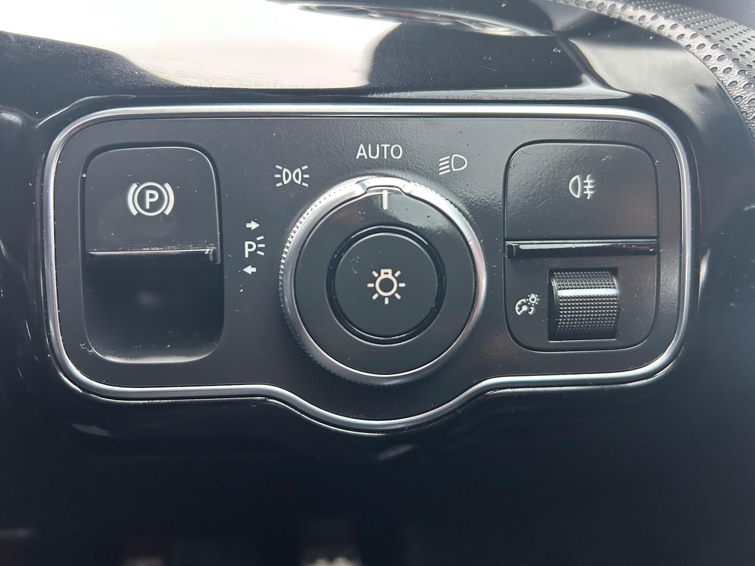 Used Mercedes-Benz A-Class 2019 for sale - 77802371: Photo 41