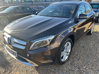 Used Mercedes-Benz GLA 2016 for sale - 77802349: Photo