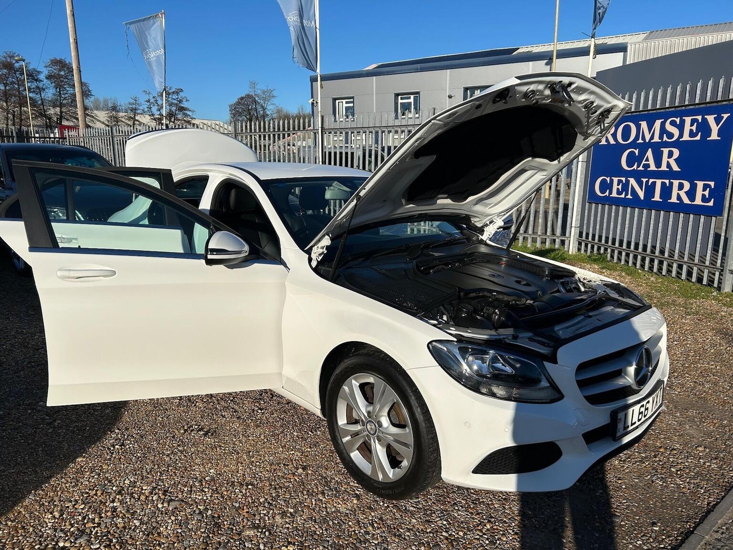 Used Mercedes-Benz C Class 2016 for sale - 77802352: Photo 13